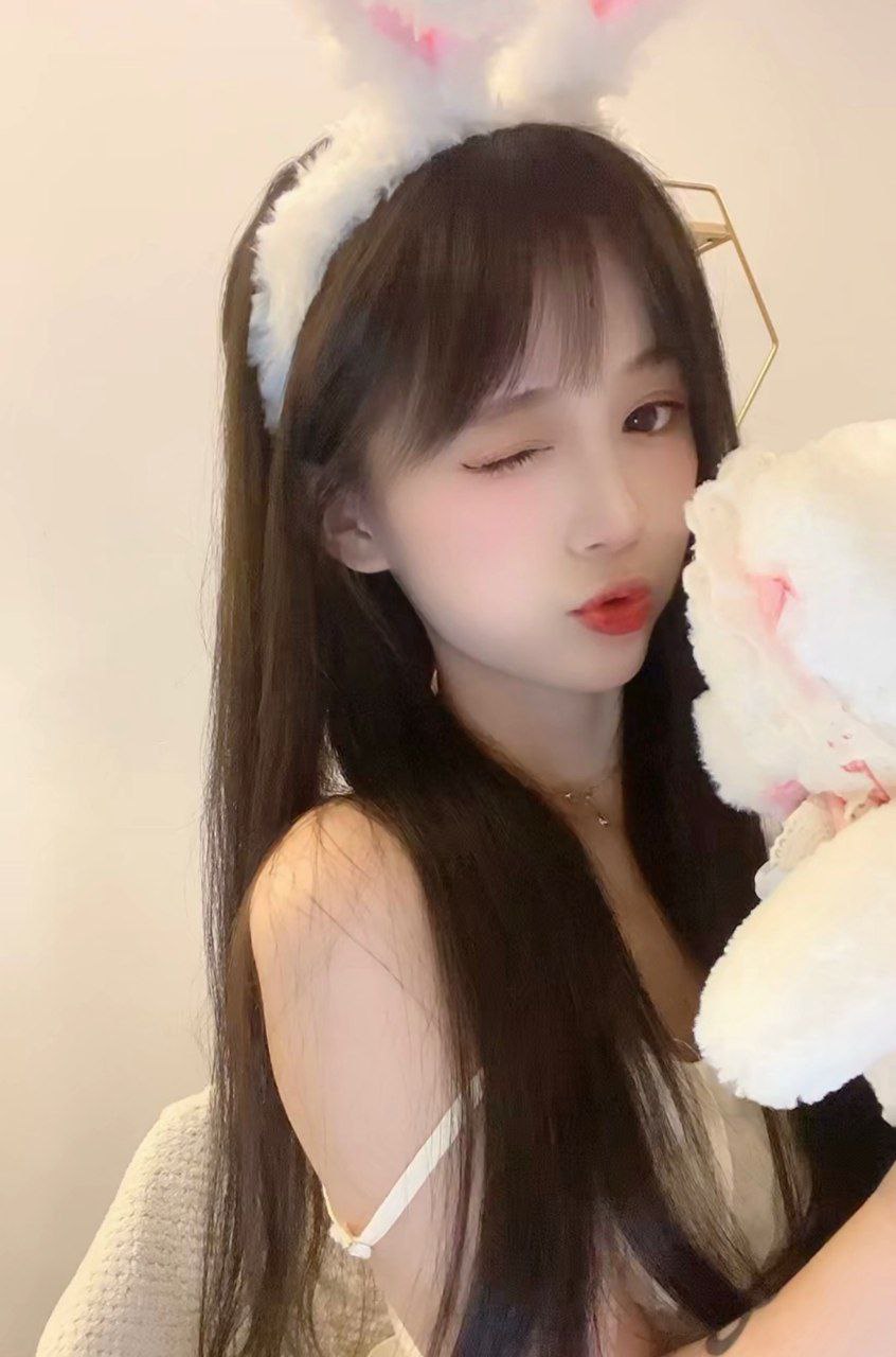 國產精人妻無碼一區麻豆